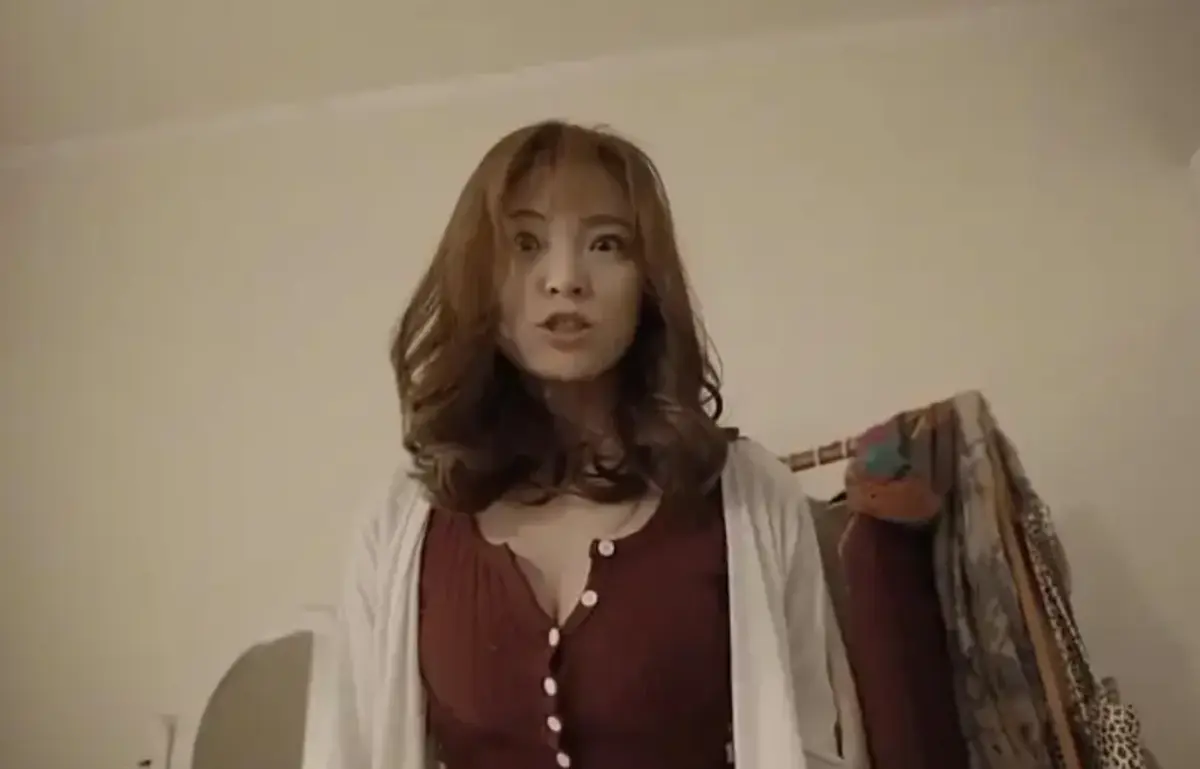 《年轻的妈妈5》1080P高清免费在线观看_韩国爱情伦理片无删减版《年轻的妈妈5》_女婿与丈母娘的极限拉扯_纯净极速播放