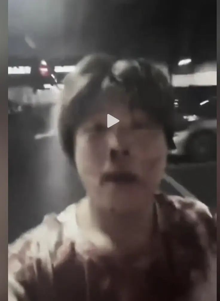 《深圳网红赵俊逸被打视频》蓝光HD完整版免费看，深圳网红赵俊逸被打视频事件完整还原，百度网盘极速下载