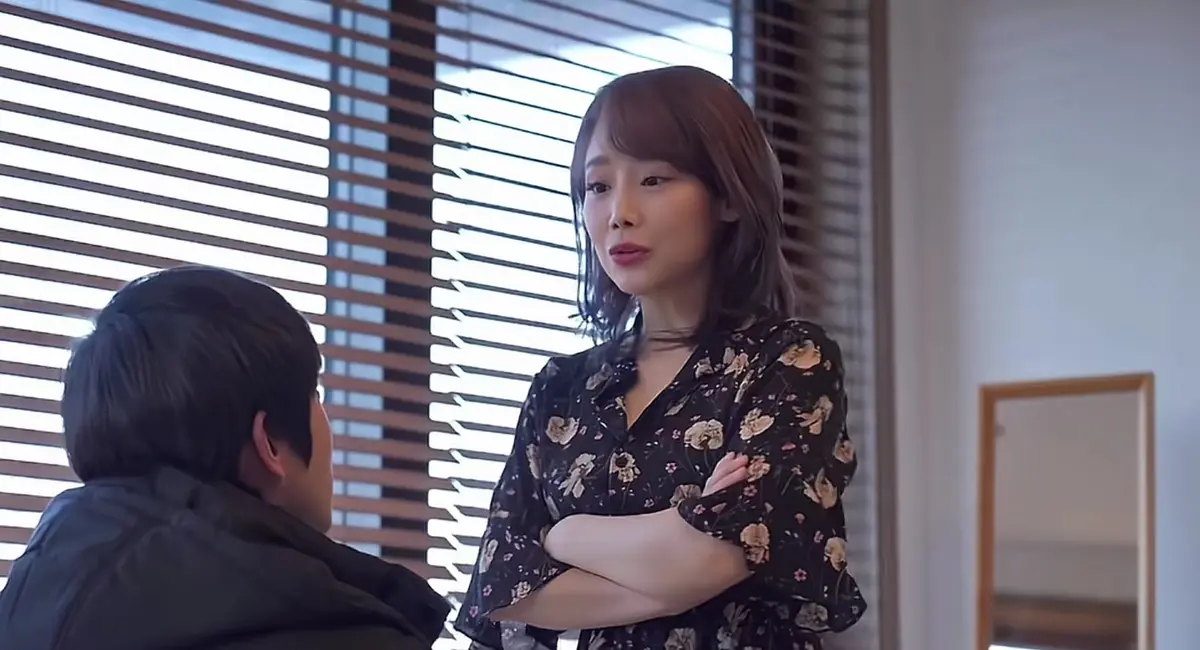 《Housemaid Mom-女佣妈妈》相关资源图片