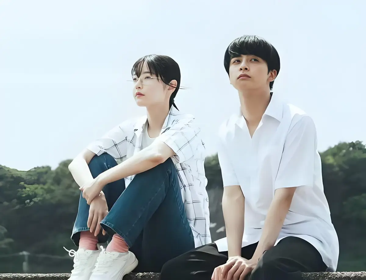 免费看纯爱虐心电影《夏日暗涌》-流畅无广告播放-《夏日暗涌》的极致拉扯与暧昧在海风里蔓延！