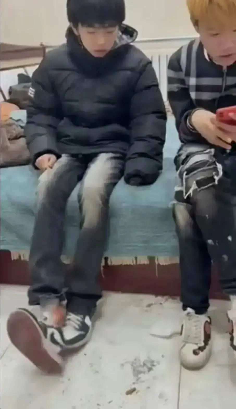 免费看《校园轻奢男孩》视频全过程 - 领略轻奢二人组魅力 - 蓝光高清流畅播放 - 校园轻奢男孩不容错过